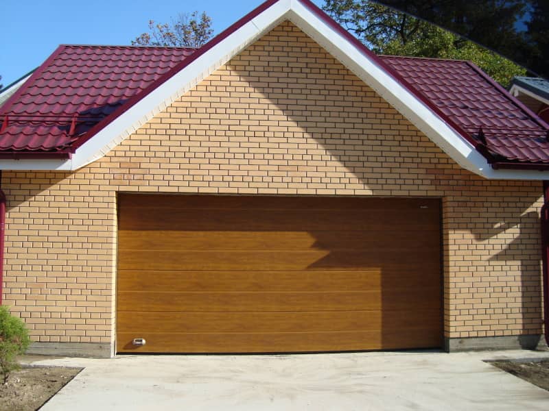 Секционные ворота DoorHan в Реже с установкой